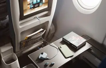 Jabra Elite 10 Gen 2 with LE Audio smart case. Image Source: Jabra