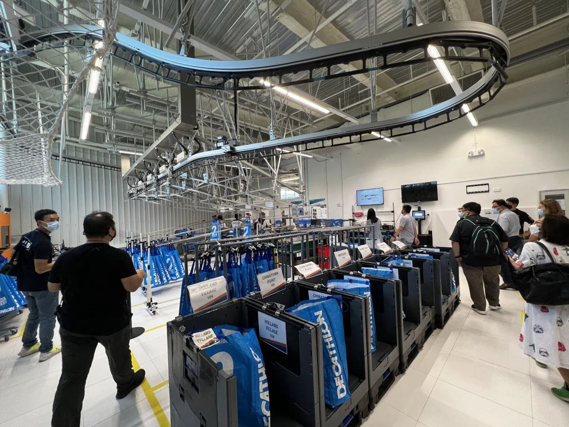 RFID conveyor belt system.