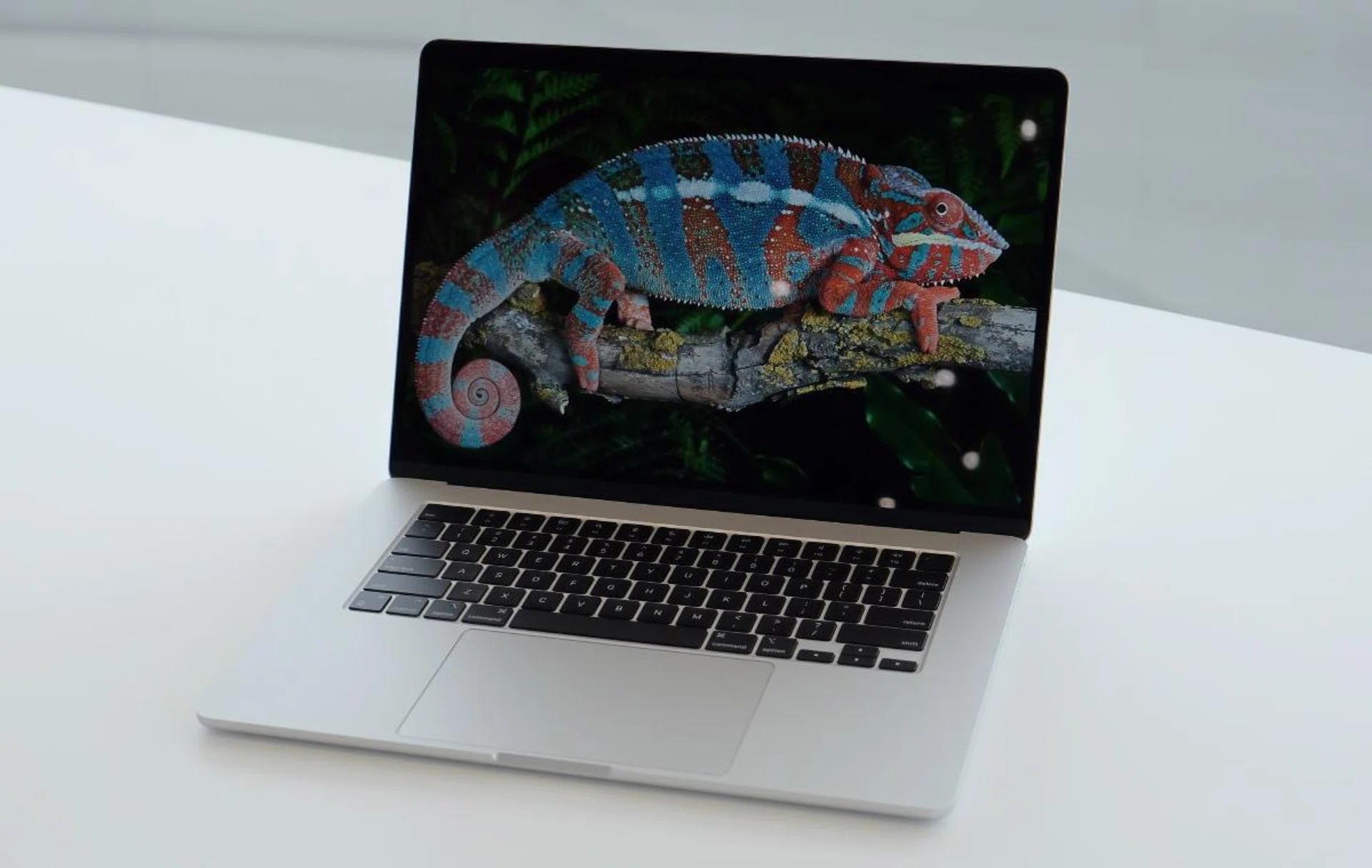The new 15-inch MacBook Air in Silver.