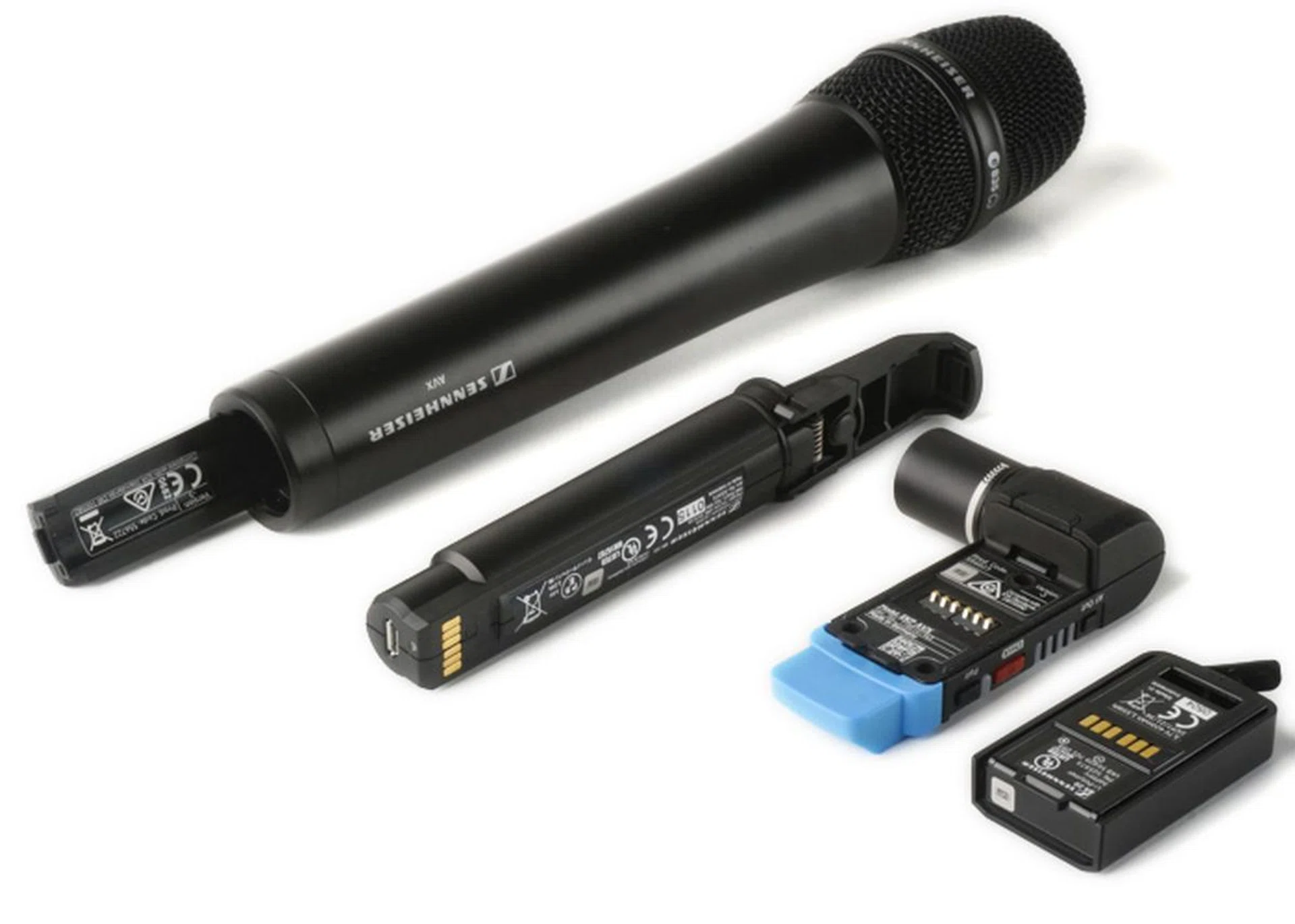 Both the mic and receiver run off proprietary rechargeable batteries.