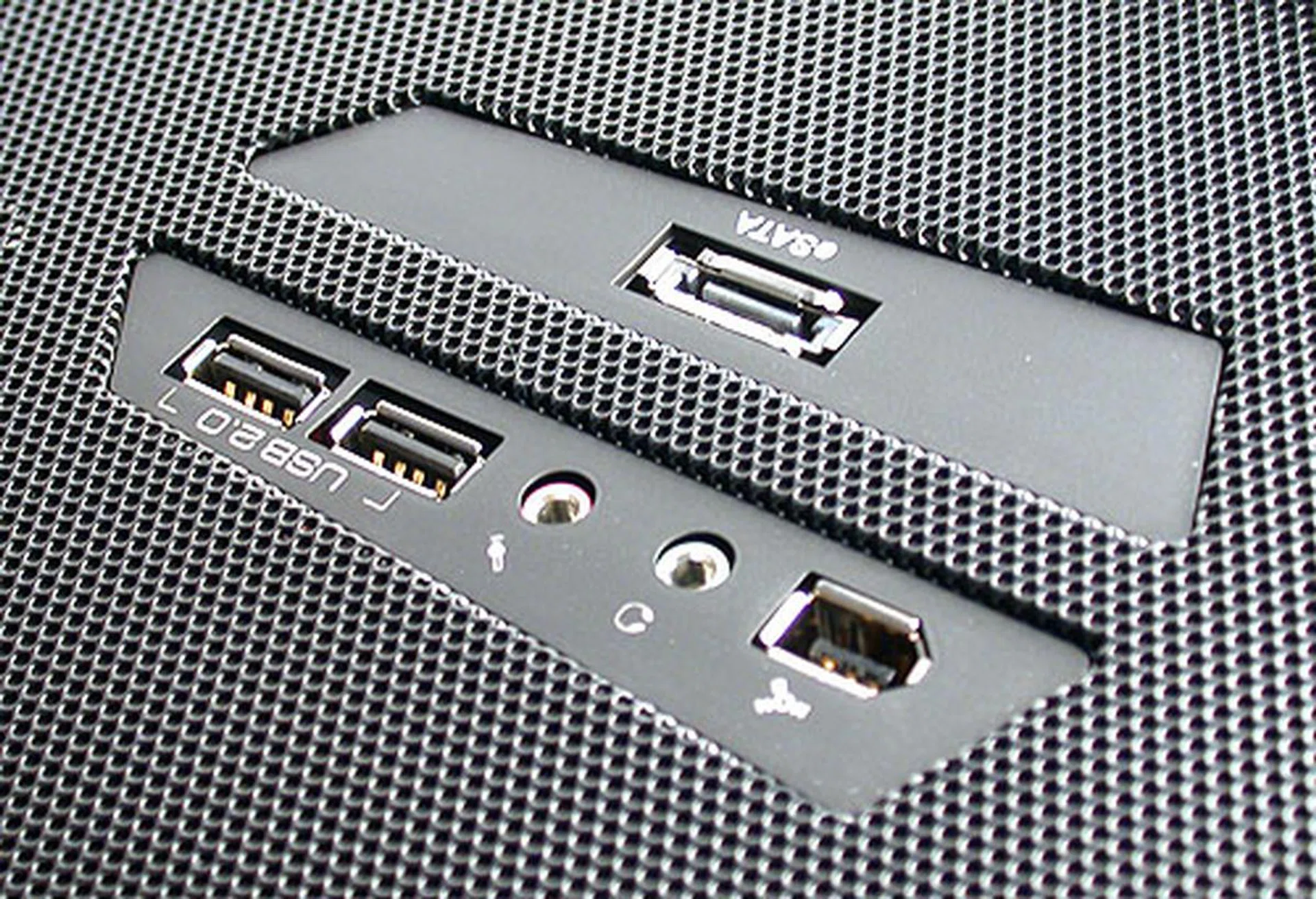 eSATA ports are increasingly popular on motherboards and Cooler Master has picked this up by having such a port on its new CM 690.