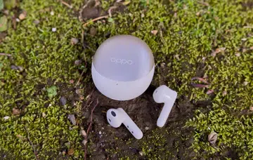 Oppo Enco Air3s.