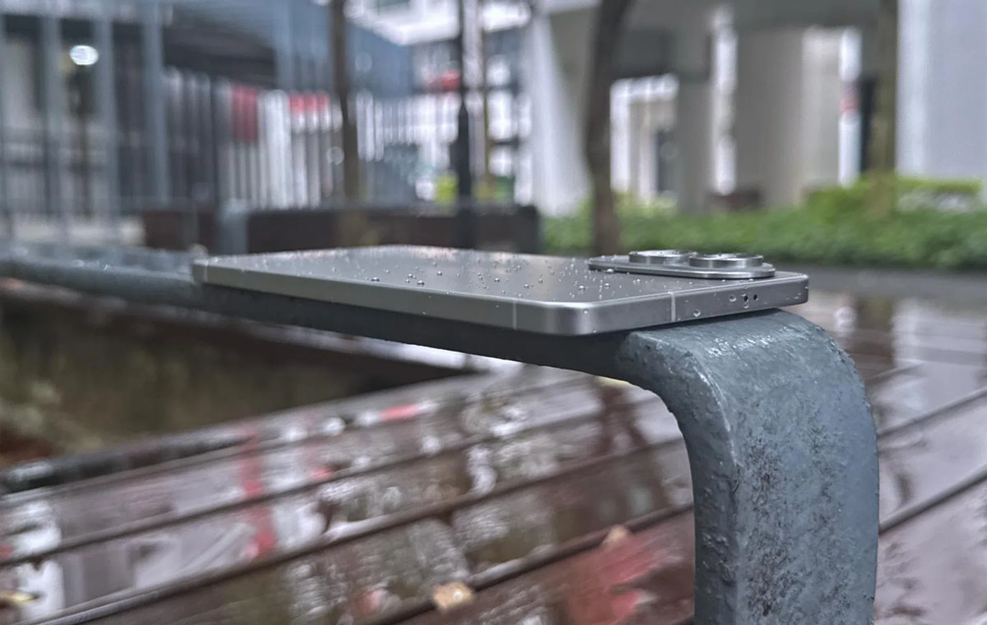 Samsung Galaxy S25 Edge. Photo: HWZ.