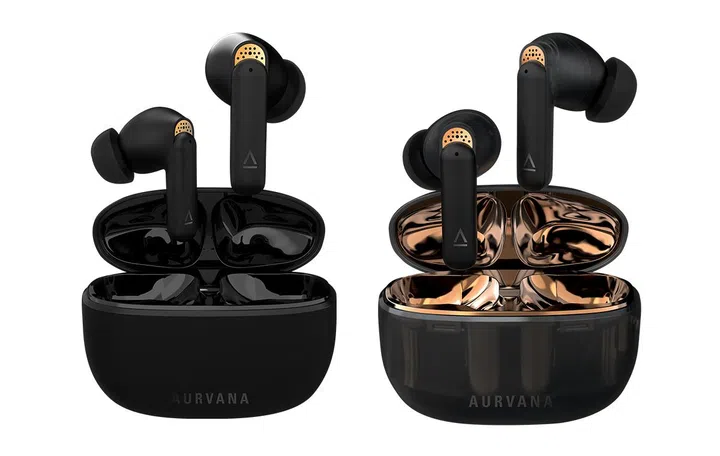 Creative Aurvana Ace (left) and Creative Aurvana Ace 2 (right).