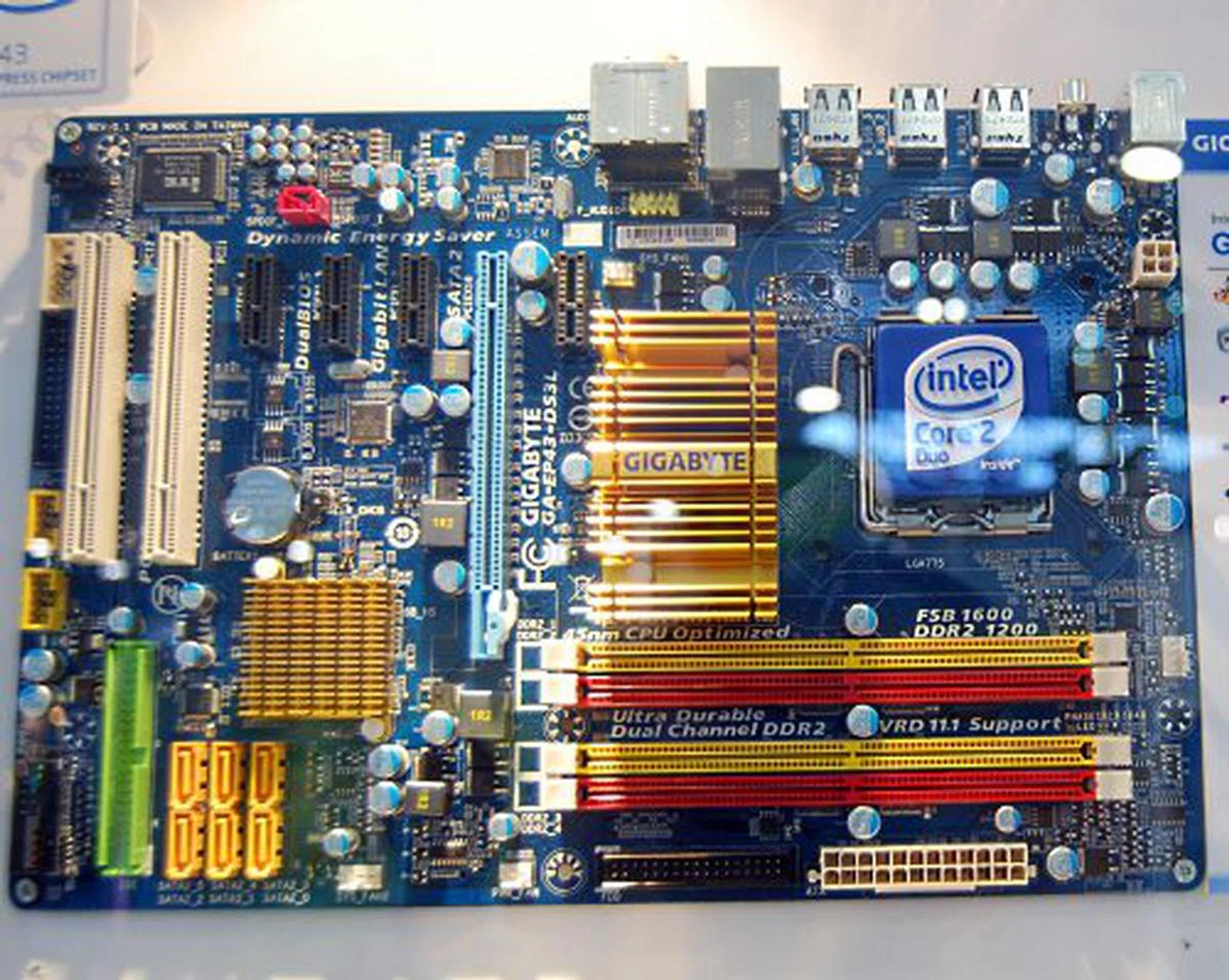  Drop one of the PCIe x 16 slots, the RAID capabilities of the EP43-DS3R and the TMP chip and you'll get the Gigabyte GA-P43-DS3L.  