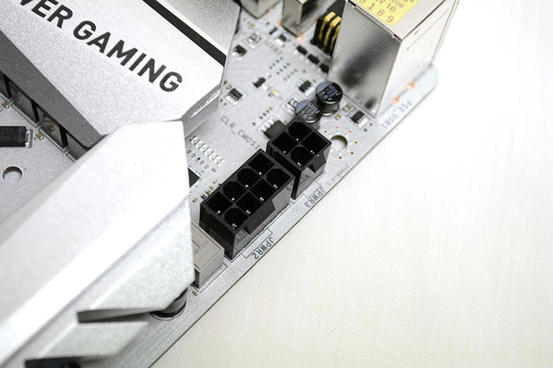 Here's a look at the 4-pin header next to the standard 8-pin header.