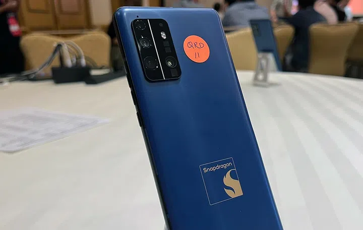 Reference design phone by Qualcomm containing Snapdragon 8 Gen 2.