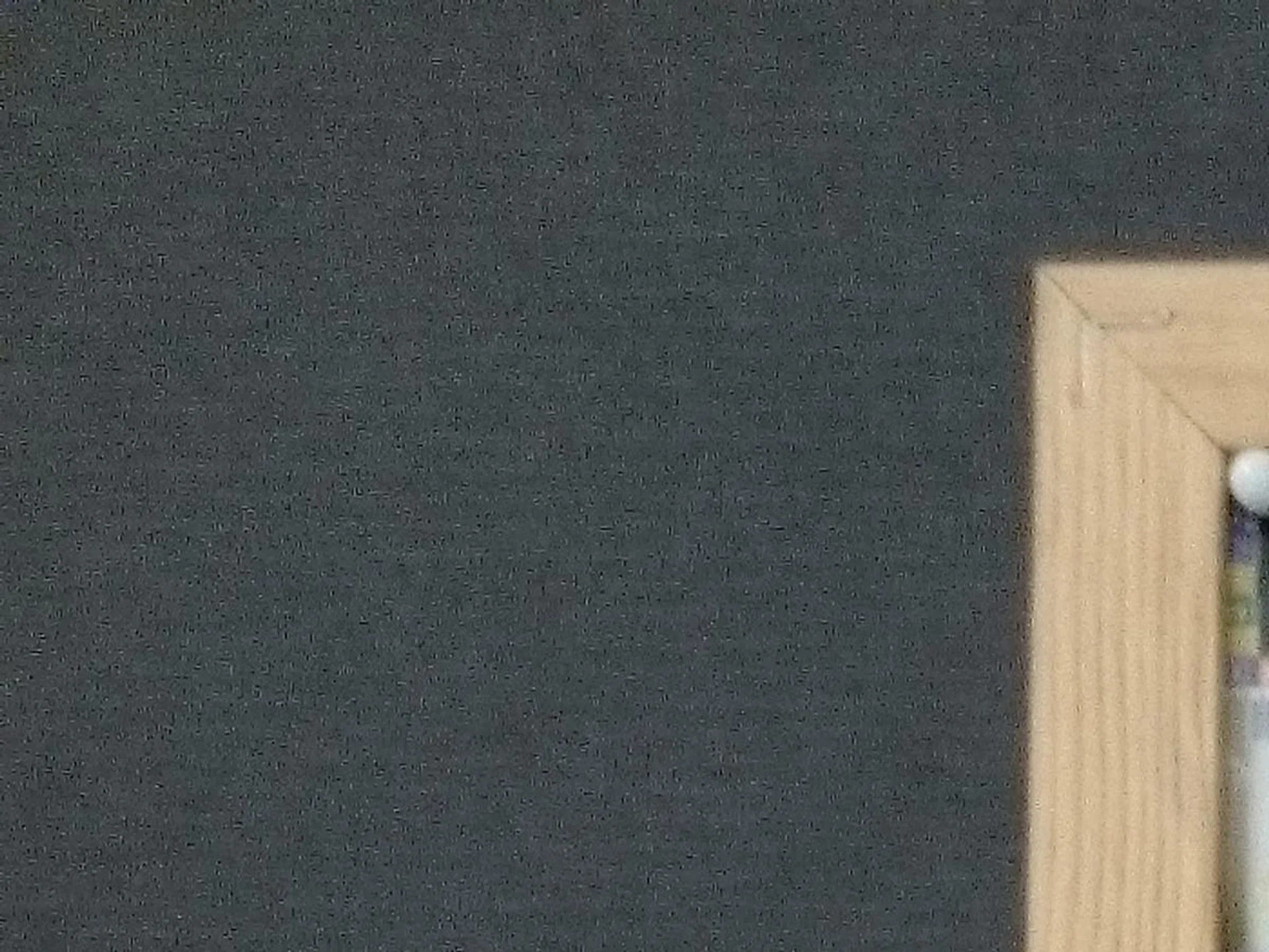 Sony Z1, 20MP, ISO 100, 100% crop.