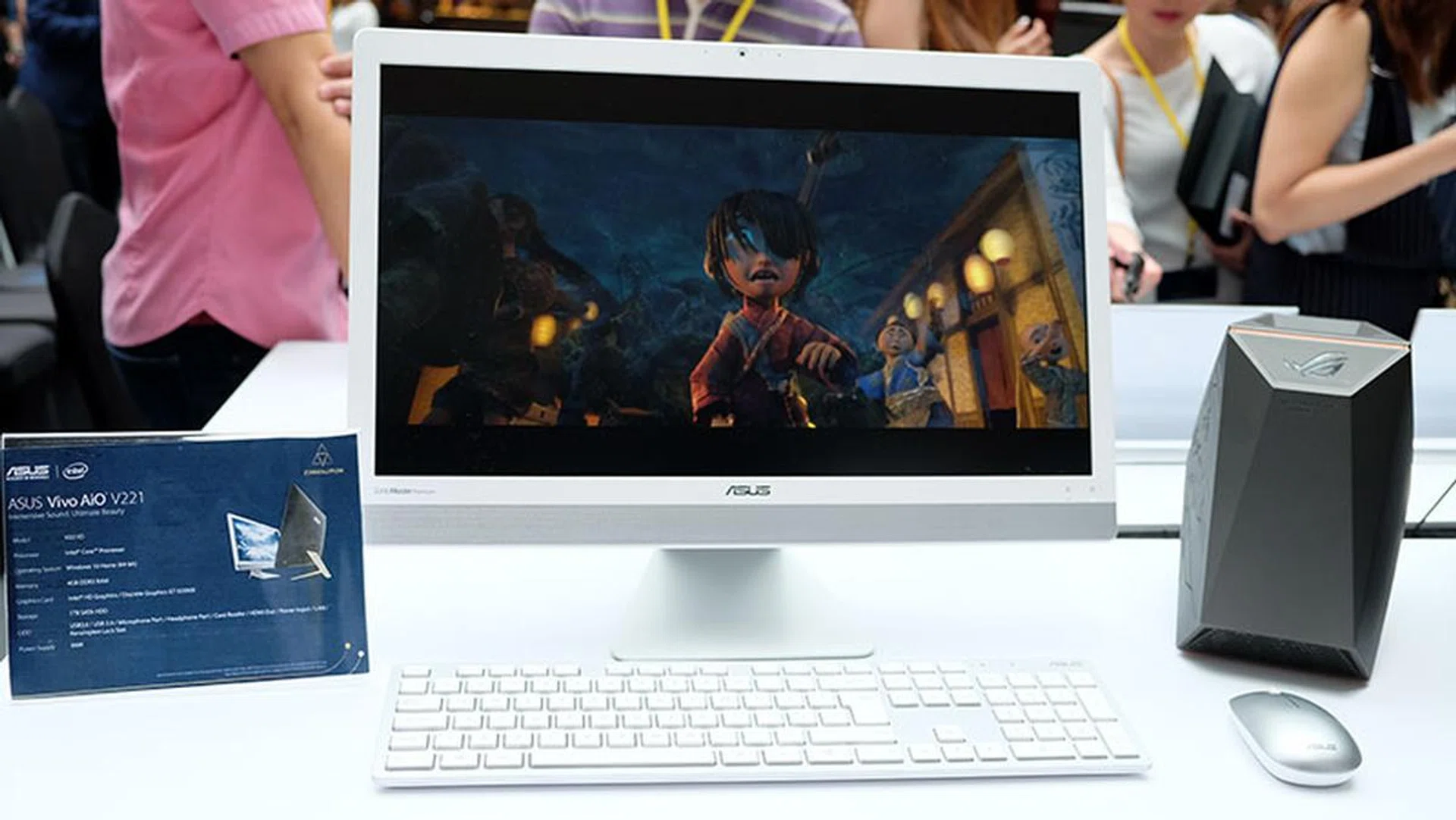 The Vivo AIO PC packs all the necessary hardware into a rather slim display.