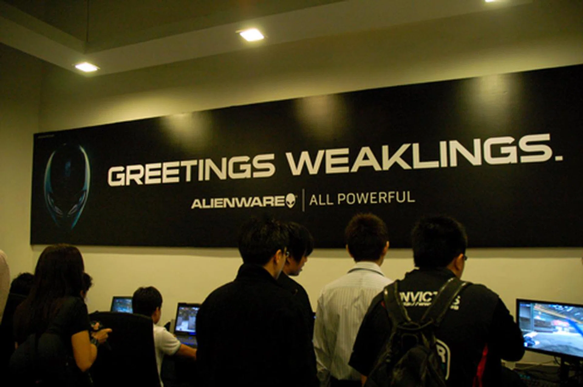 Part of Dell's event itenary includes an FPS shootout. Blackshot was the title of choice as members of the media were pitted against a group of extreme gamers for a friendly showdown.