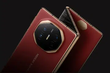 The replacement fee for the motherboard of the Huawei Mate XT can buy you another flagship Android smartphone or the Apple iPhone 16 Pro (128GB). (Photo: Huawei)