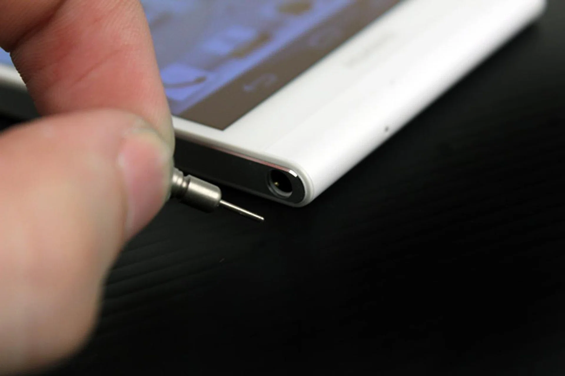 As you can see the pin is very tiny and a bit fiddly to remove. We suspect it could get lost very easily.