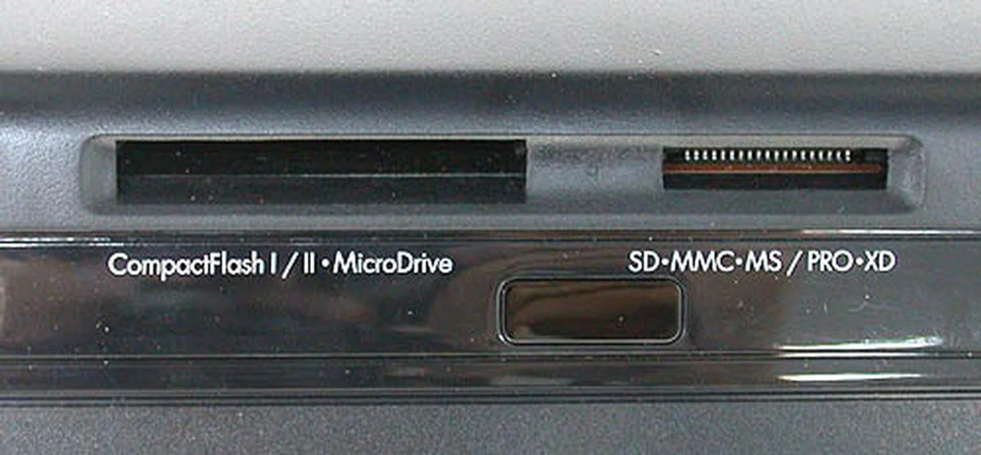 An integrated 8-in-1 card reader is sufficient for all but the most obscure flash memory formats and it is perfectly positioned at the front of the PC.