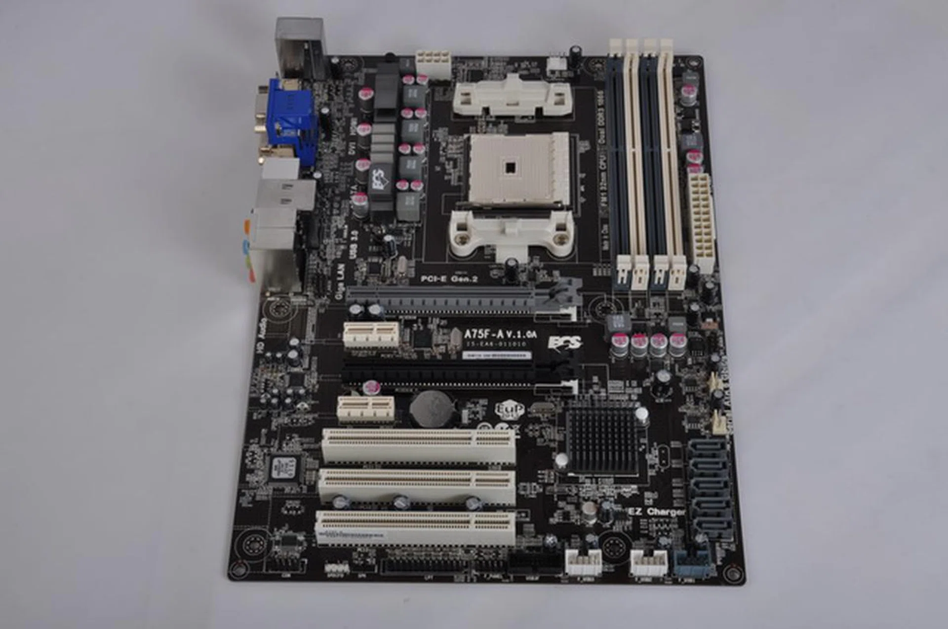 Being an A75-based motherboard, do take note that the ECS A75F-A Black Deluxe makes use of an FM1 socket. Given its 905 contacts, it means that AM3- (938 pins) as well as the much older AM2-compatible (940 pins) chips will not fit into the FM1 socket. The new socket is designed to work with AMD A series Fusion processors.