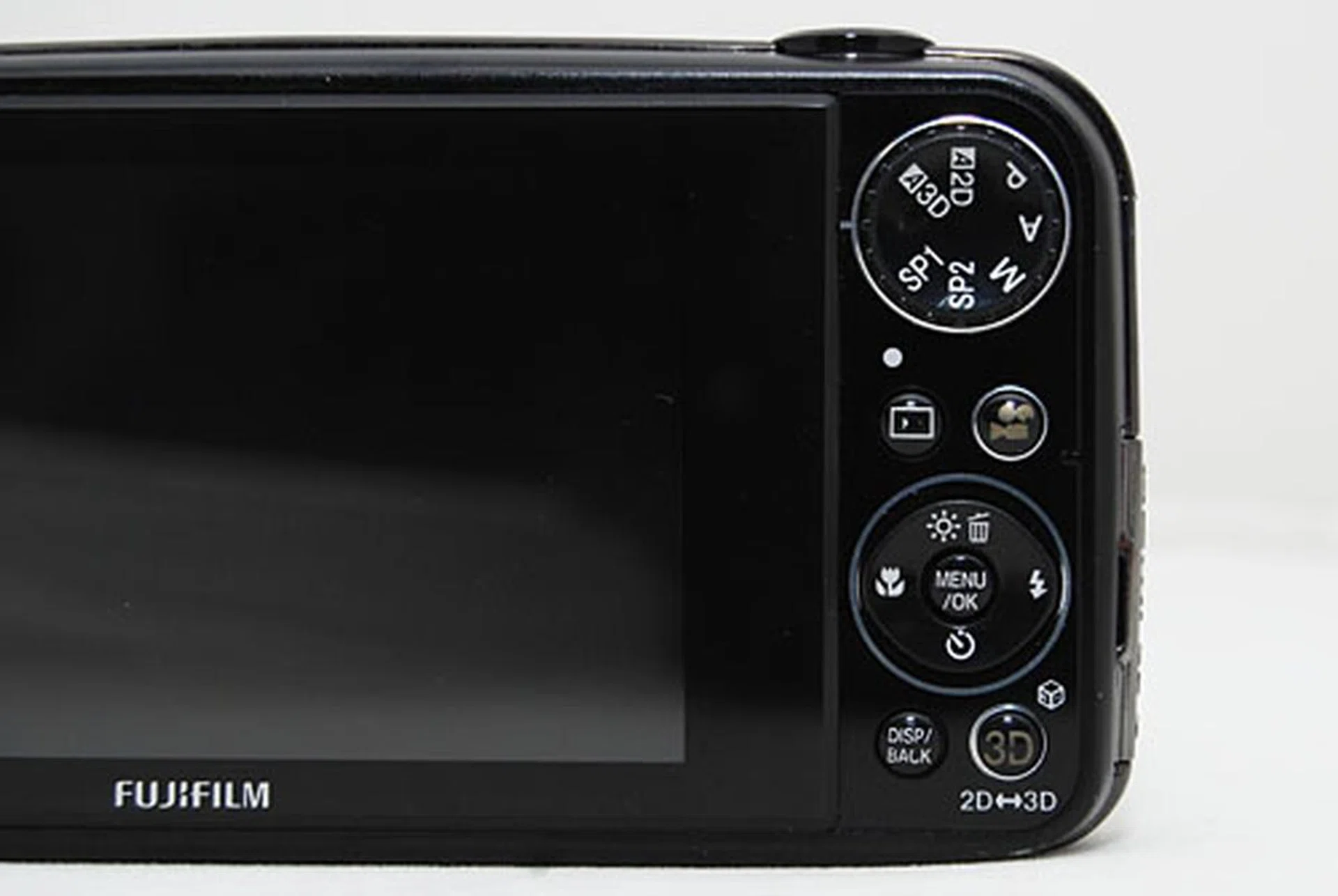 First Looks: Fujifilm FinePix REAL 3D W3 | HardwareZone Singapore