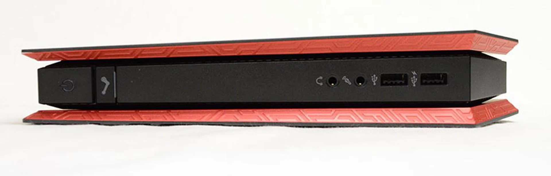 The bottom USB 2.0 port has a USB charger feature that allows you to charge your mobile devices even when the PC is powered off.