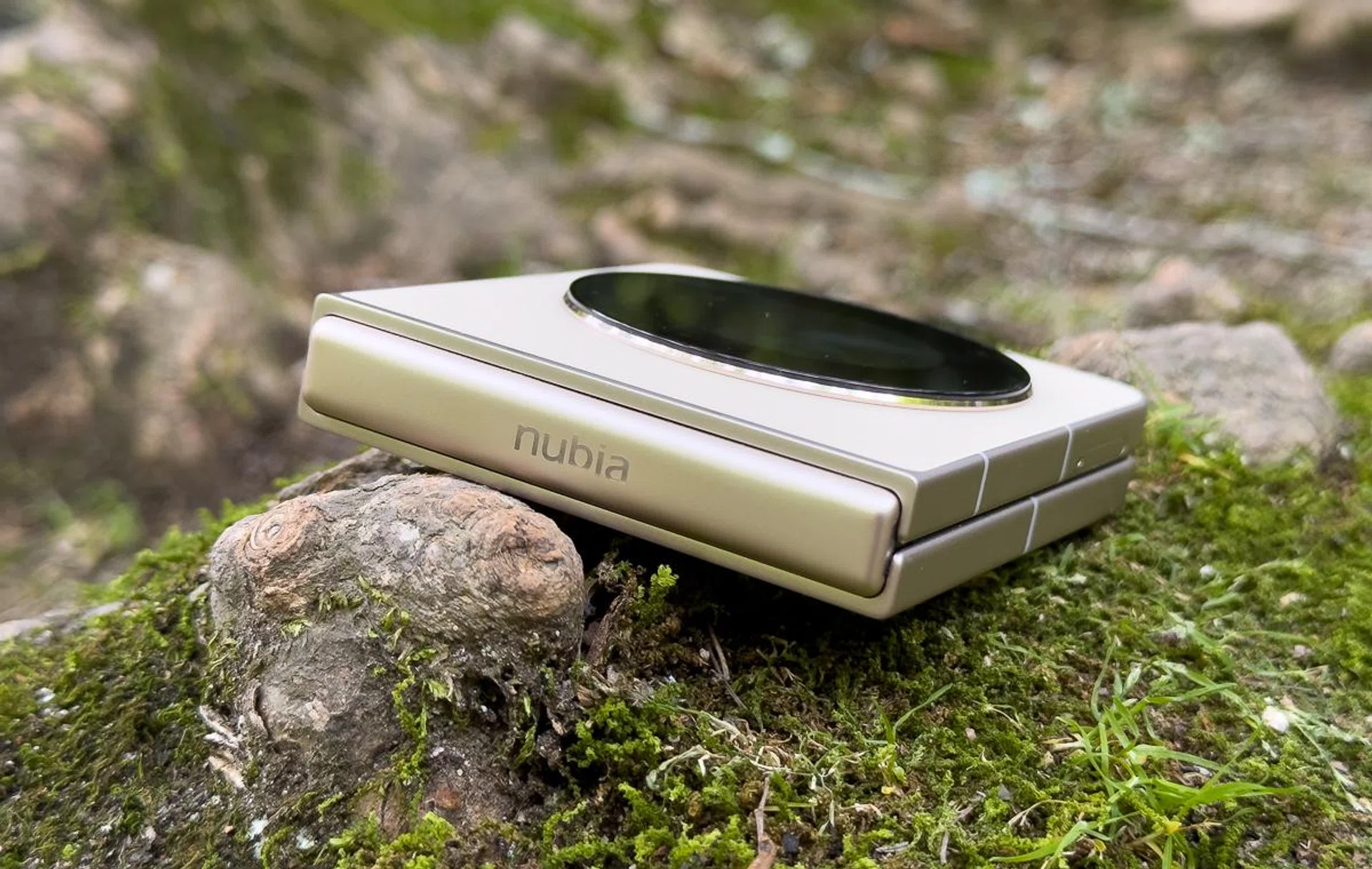 The hinge is rated for 200,000+ folds.