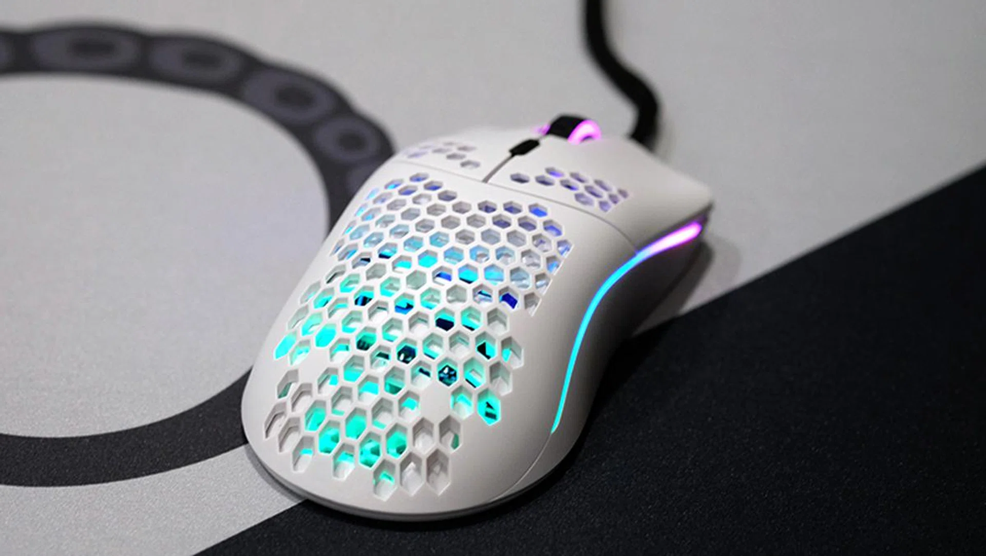 Glorious Model O