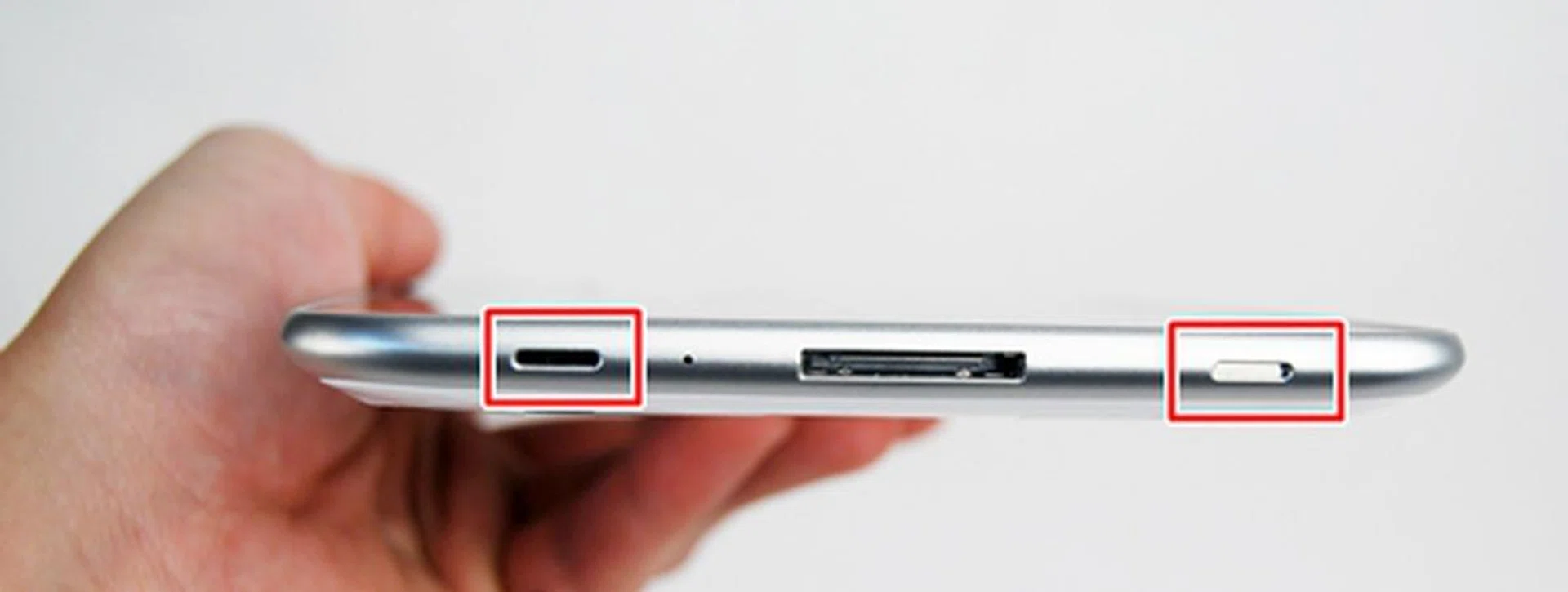 A pair of stereo speakers flanks the proprietary connector at the bottom of the Samsung Galaxy Tab 7.0 Plus. We missed the convenience of file transfers and charging via a microUSB port, which is absent on Samsung tablets. 