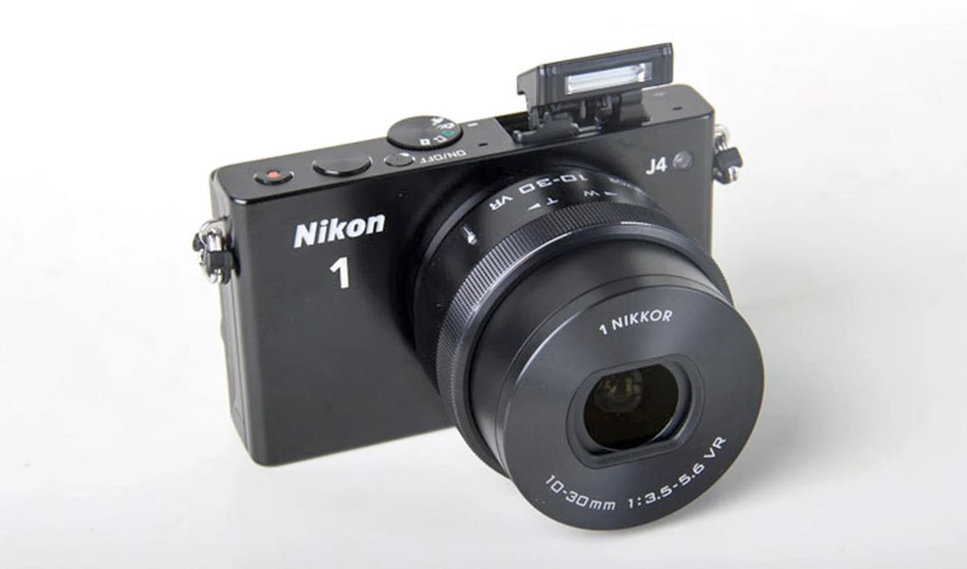 Carried over from the J3 is a pop-up flash that gets far enough away from the lens axis to minimise red-eye occurrence.