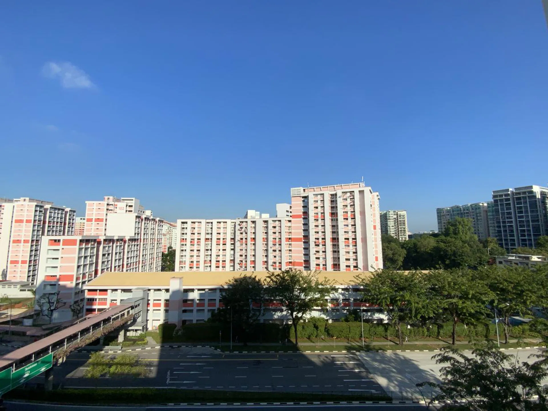 Shot with the ultra-wide camera. Click to see the original image.