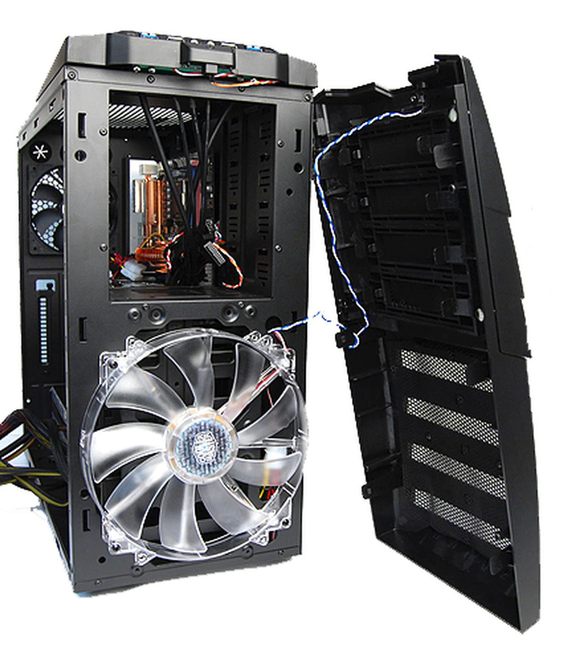 Peeling open the front cover we can see the massive 200mm fan. Note also that the front meshes have air filters to help keep out dust.