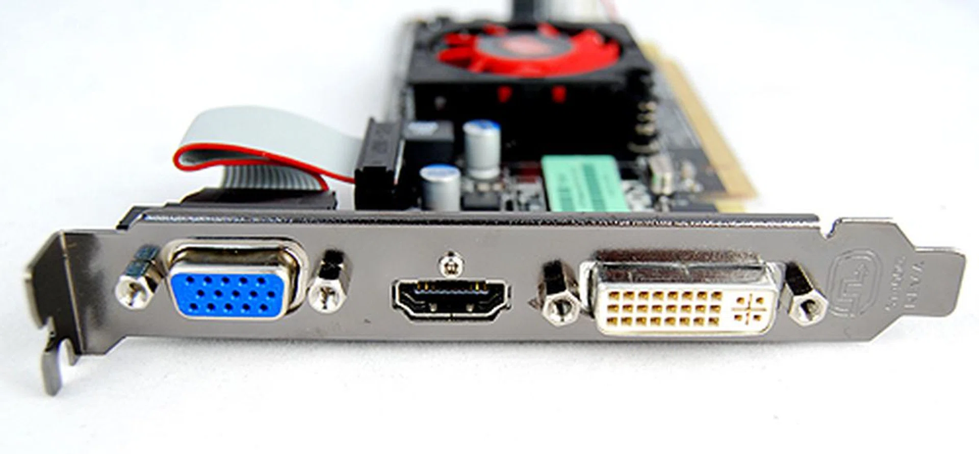 Nothing unusual here, as this card also gets DVI, VGA and HDMI ports.