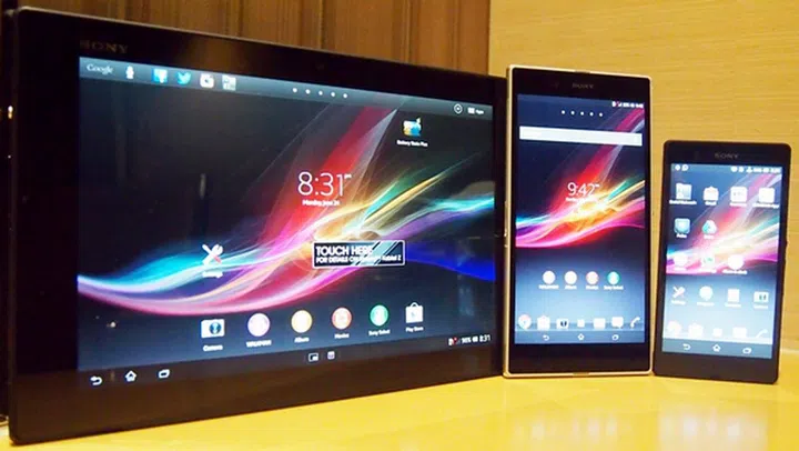 The Sony Xperia Z Ultra shares the same OmniBalance design as the 10.1-inch Xperia Tablet Z (left) and Xperia Z (right).