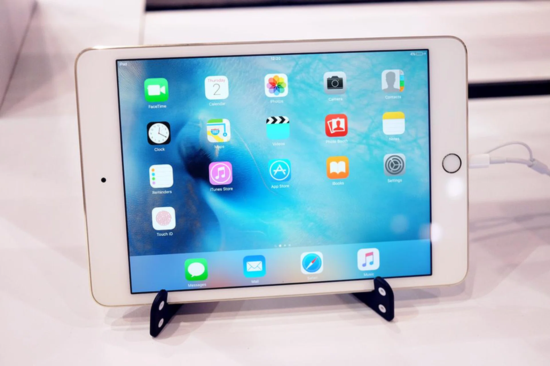 The iPad Mini 4 is the thinnest and lightest tablet Apple has ever made, and it also has a more powerful processor and much better display than the iPad Mini 3. Grab one from Nubox starting at $548 and get a free screen protector, case, USB stand and fan.