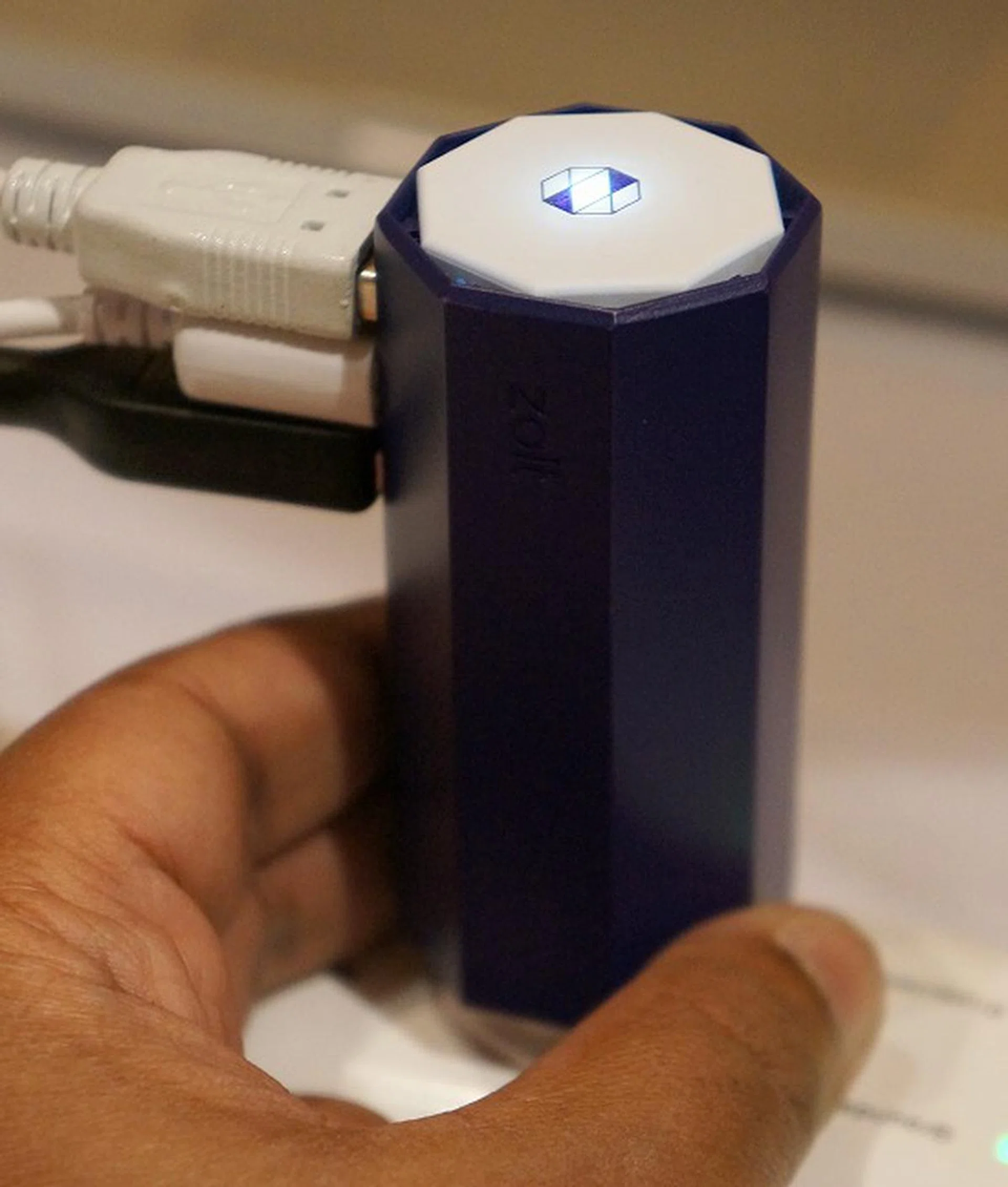 The Zolt is the world's lightest, smallest and smartest mobile charger for your phone, tablet and even your laptop! Available from Spring 2015, it will cost US$99, but the compact and versatile nature to charge one laptop and two other USB devices is enticing.