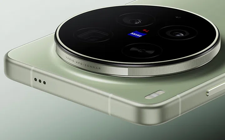 Vivo X300 Ultra Singapore launch price