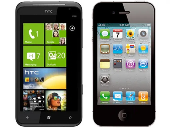 Seven apps can be seen at a glance on WP7's Start screen, while 20 apps can be seen on iOS.