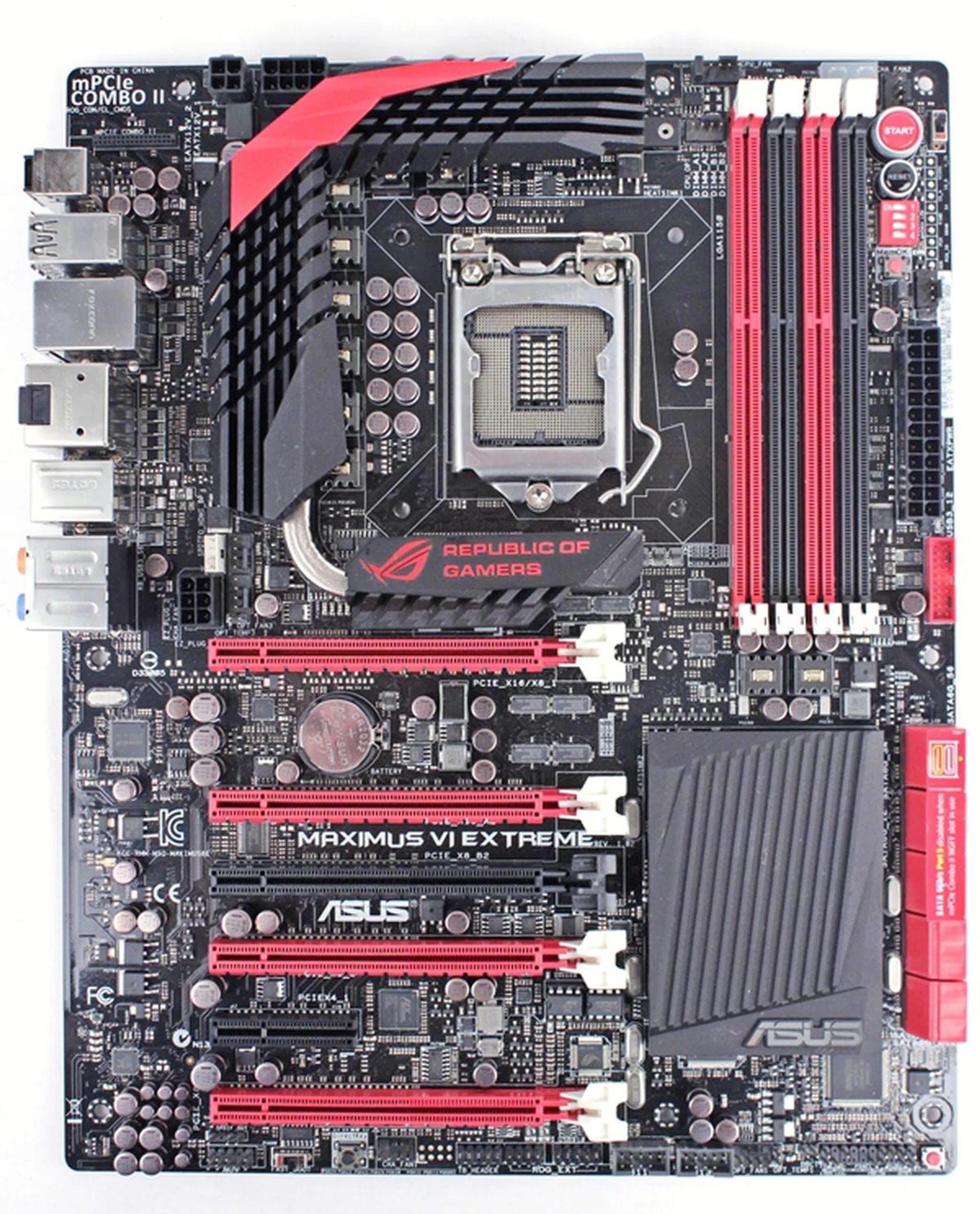 The ASUS Maximus VI Extreme is the flagship Intel Z87 motherboard that is targeted at overclockers and power users. Besides having an upgraded 8 + 2 phase power delivery system for the CPU and memory, the board comes bundled with its exclusive OC Panel for real-time overclocking and system monitoring.