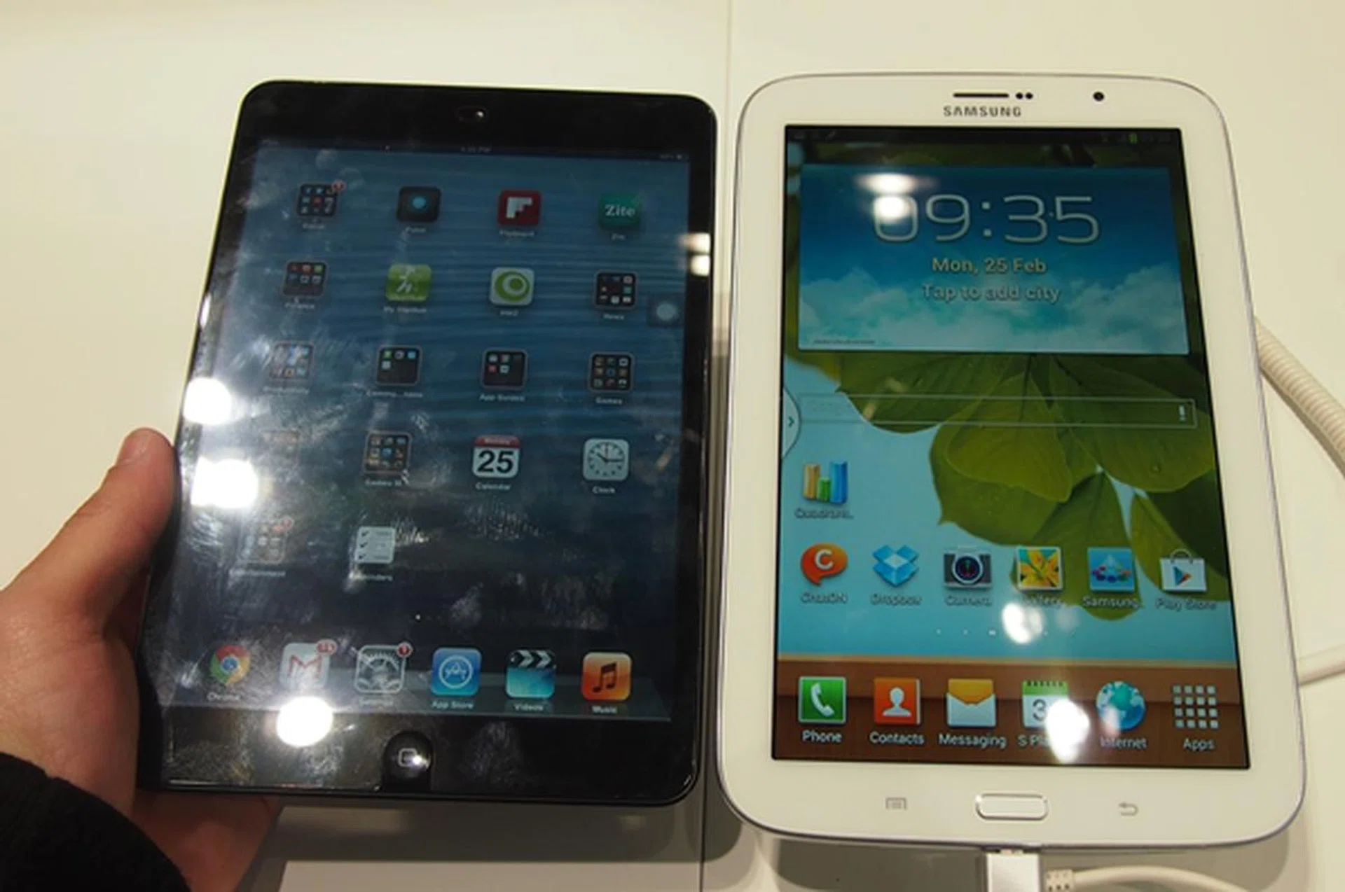 The Apple iPad mini vs the Samsung Galaxy Note 8.0
