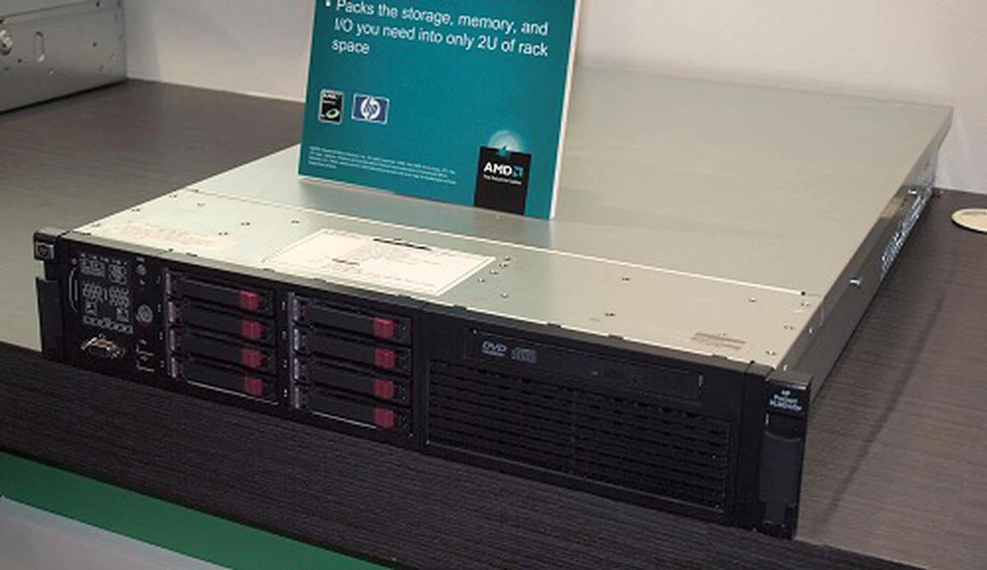 And here's a 2U HP DL 385 with dual quad-core AMD Opteron 2300 processors.  