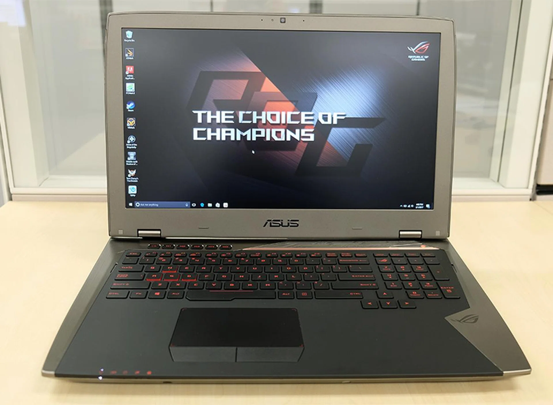 ASUS ROG G701
