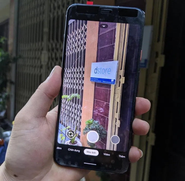 Image source: D Store Mobile