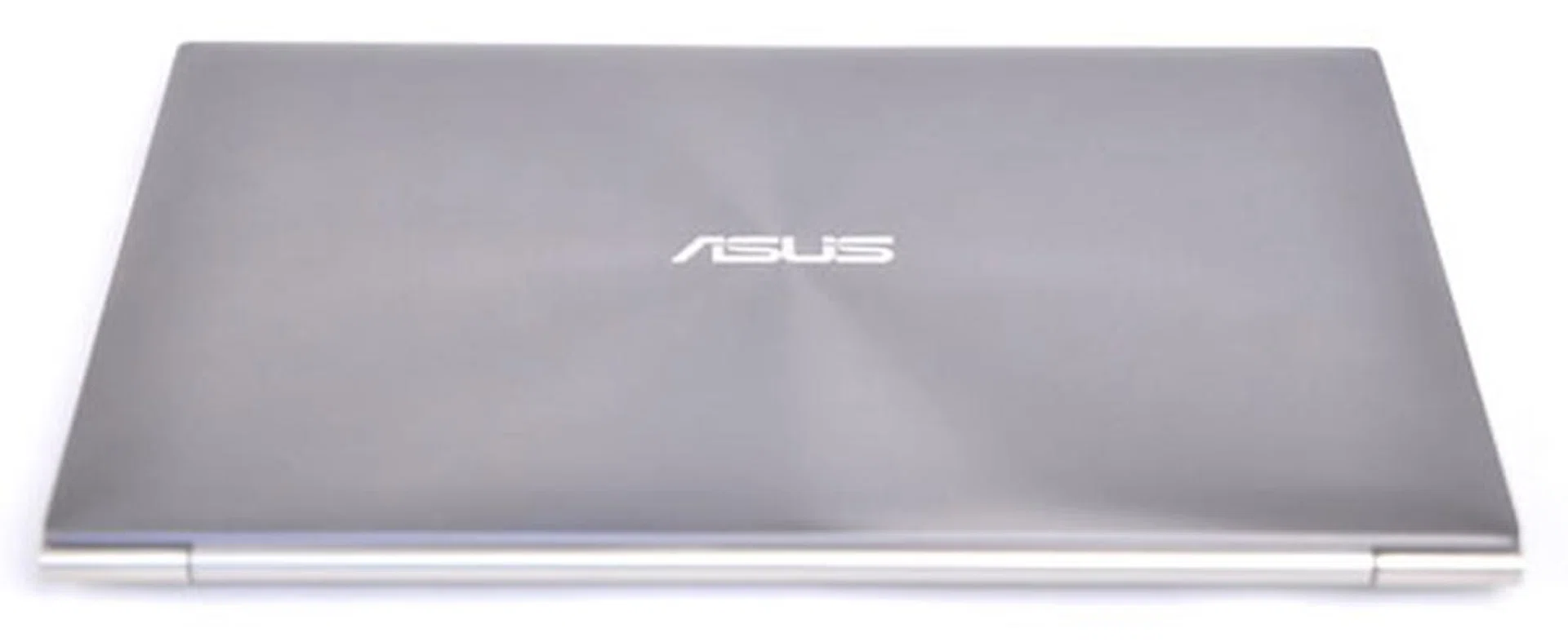 The 'premium' design language of the UX31 is stunning. It's one of the better looking Ultrabooks we've had in our labs.