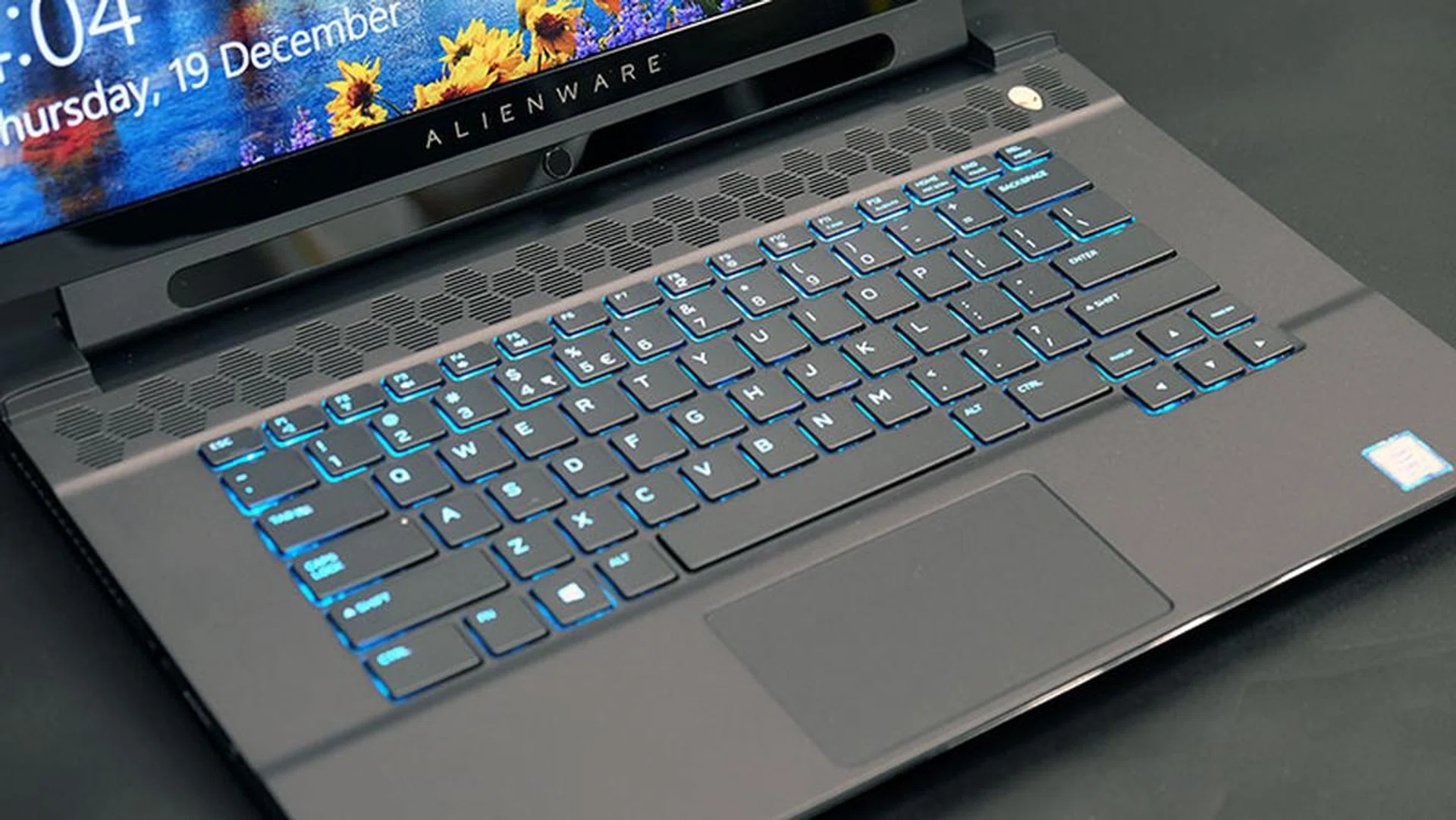Alienware m15 R2 