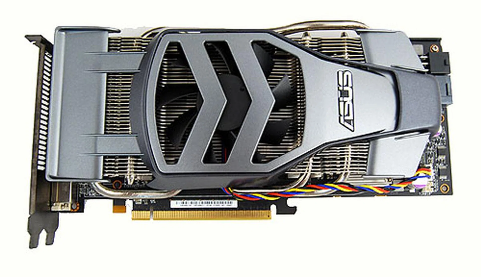 The ASUS EAH4890 Formula is one the the oddest looking card we've seen and thanks largely due to the unorthodox Formula 1-inspired cooler.