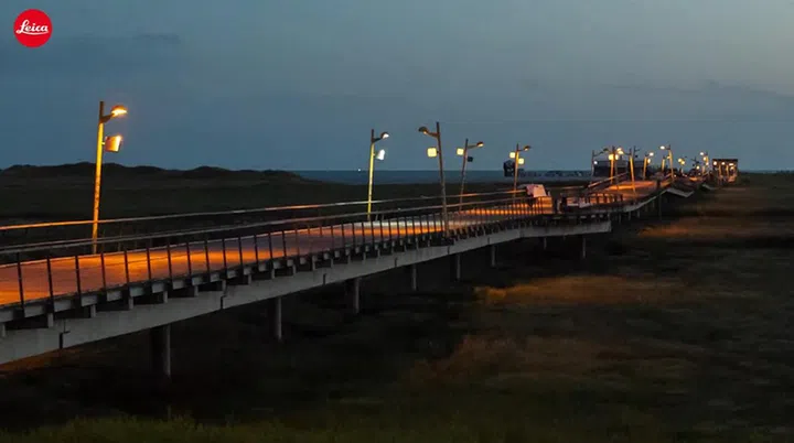 Low-light shot using the Leica M10-R @ ISO 6,400.