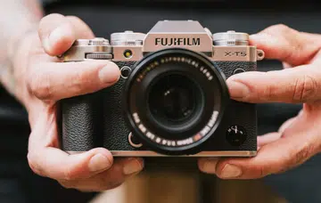 The new Fujifilm X-T5 (Image source: Fujifilm)