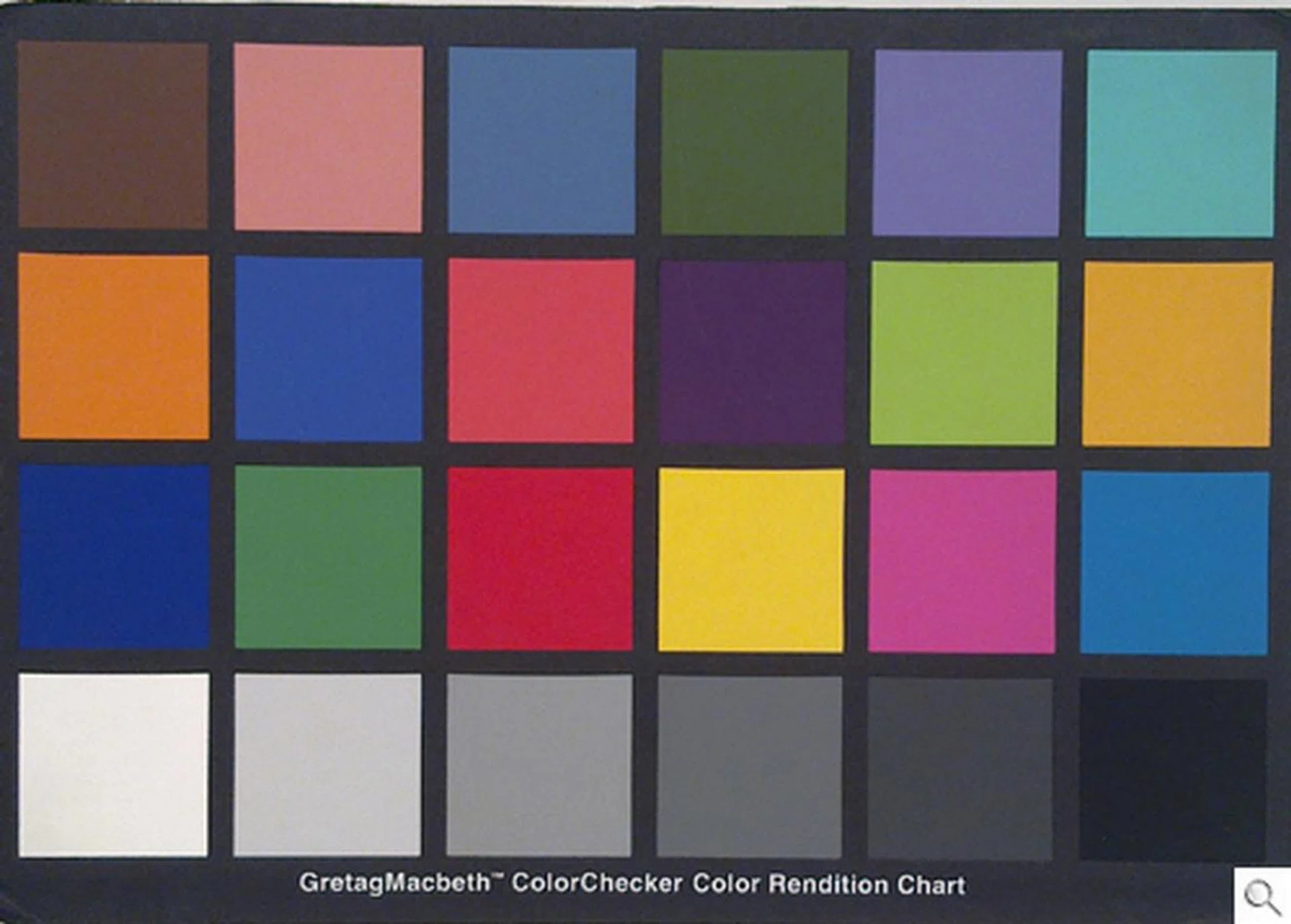 Colors were sufficiently rich and didn't come off too dull either. More importantly, the camera was able to handle white balancing well with strong incandescent lighting. Click on the image for the full resolution.