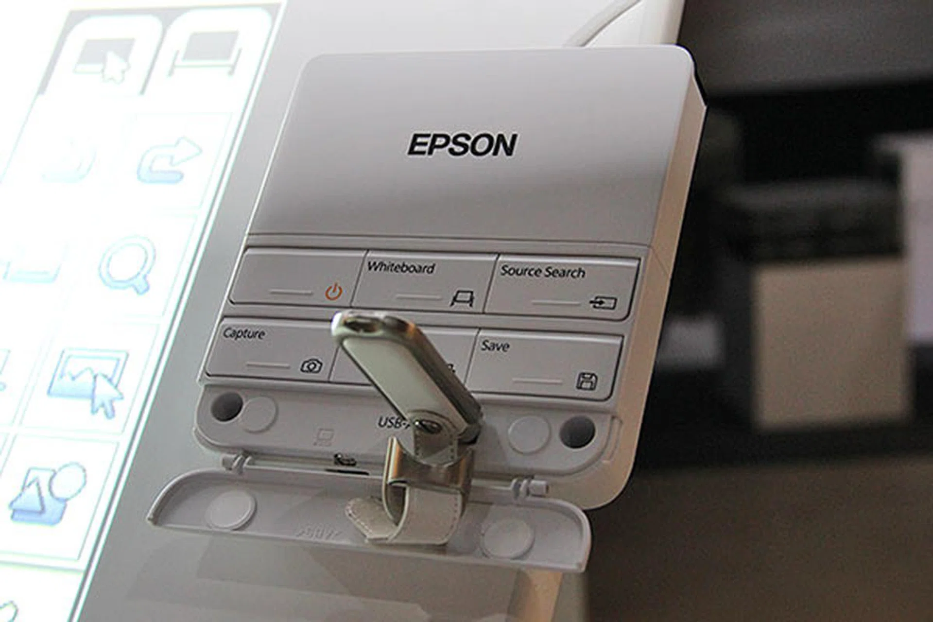 Plug in a USB flash drive into this external control pad for the EB-1410Wi, and you can save screens directly to it.