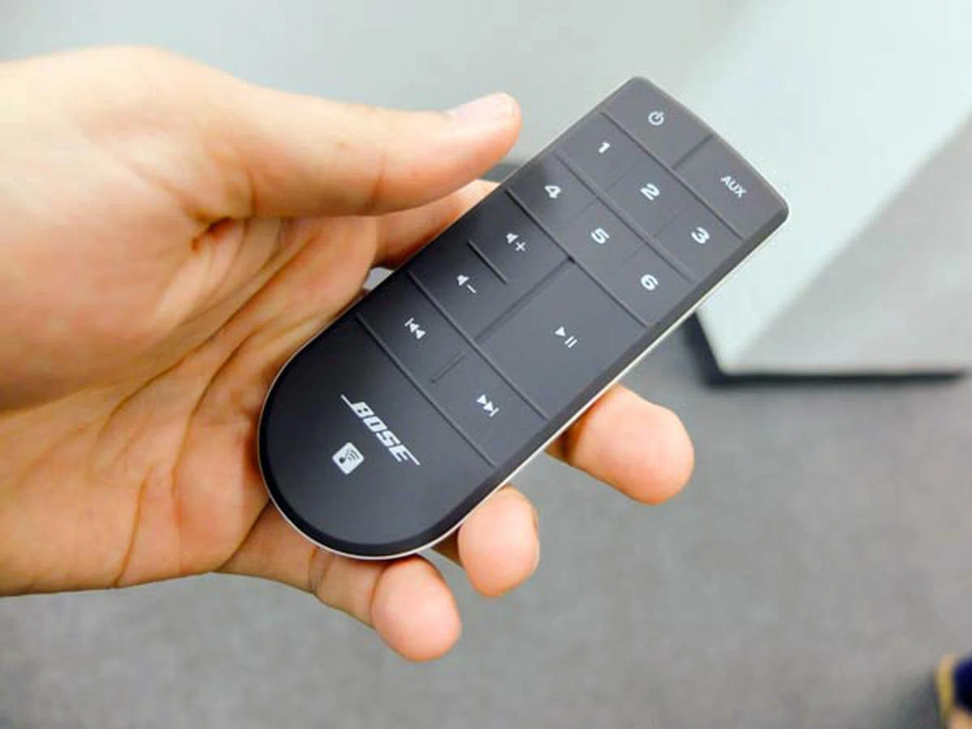 The SoundTouch remote (bundled with all systems) is again designed towards using your six pre-set stations.
