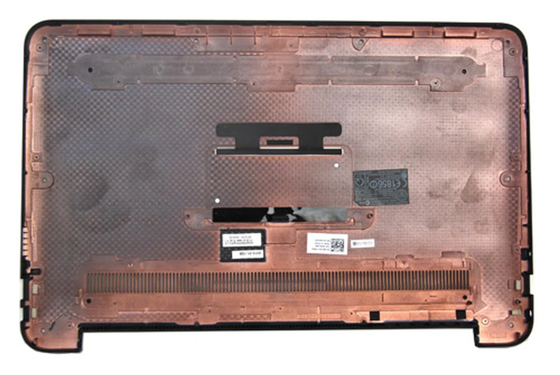 Just in case you had any doubts, you can see the carbon fiber weave on the underside of the base plate, confirming that it is indeed real carbon fiber and not just one of those vinyl stickers.