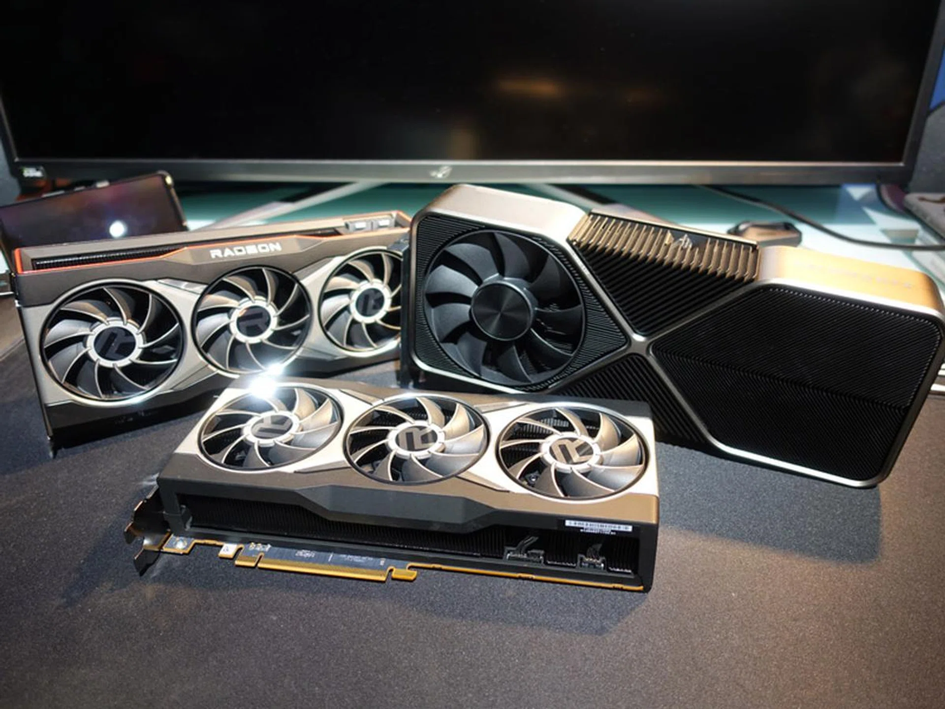 AMD Radeon RX 6900 XT Review: A powerful card that should have been so ...