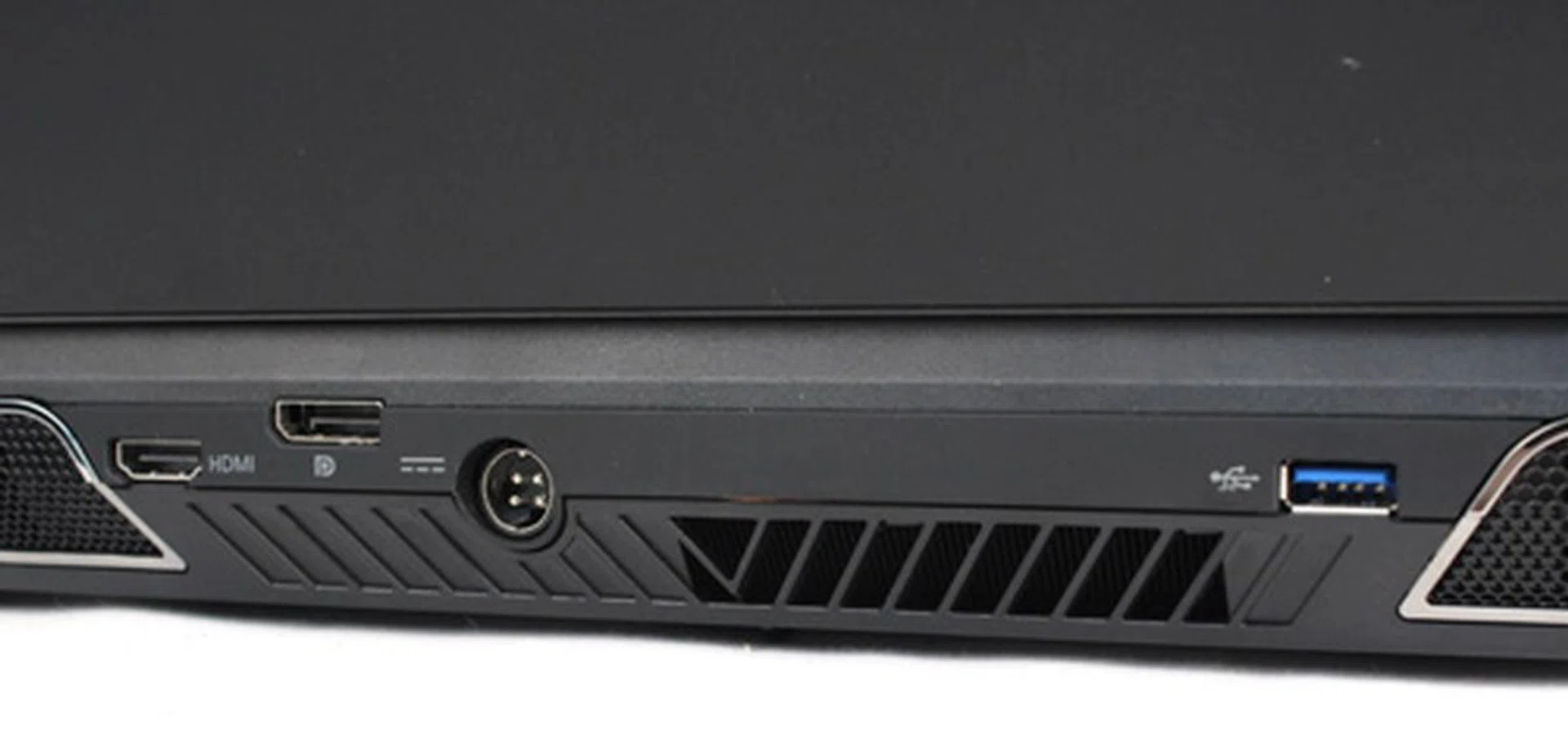 Connectivity on the Titan is decent, with an HDMI port, a DisplayPort port, and a USB 3.0 port found around the back.