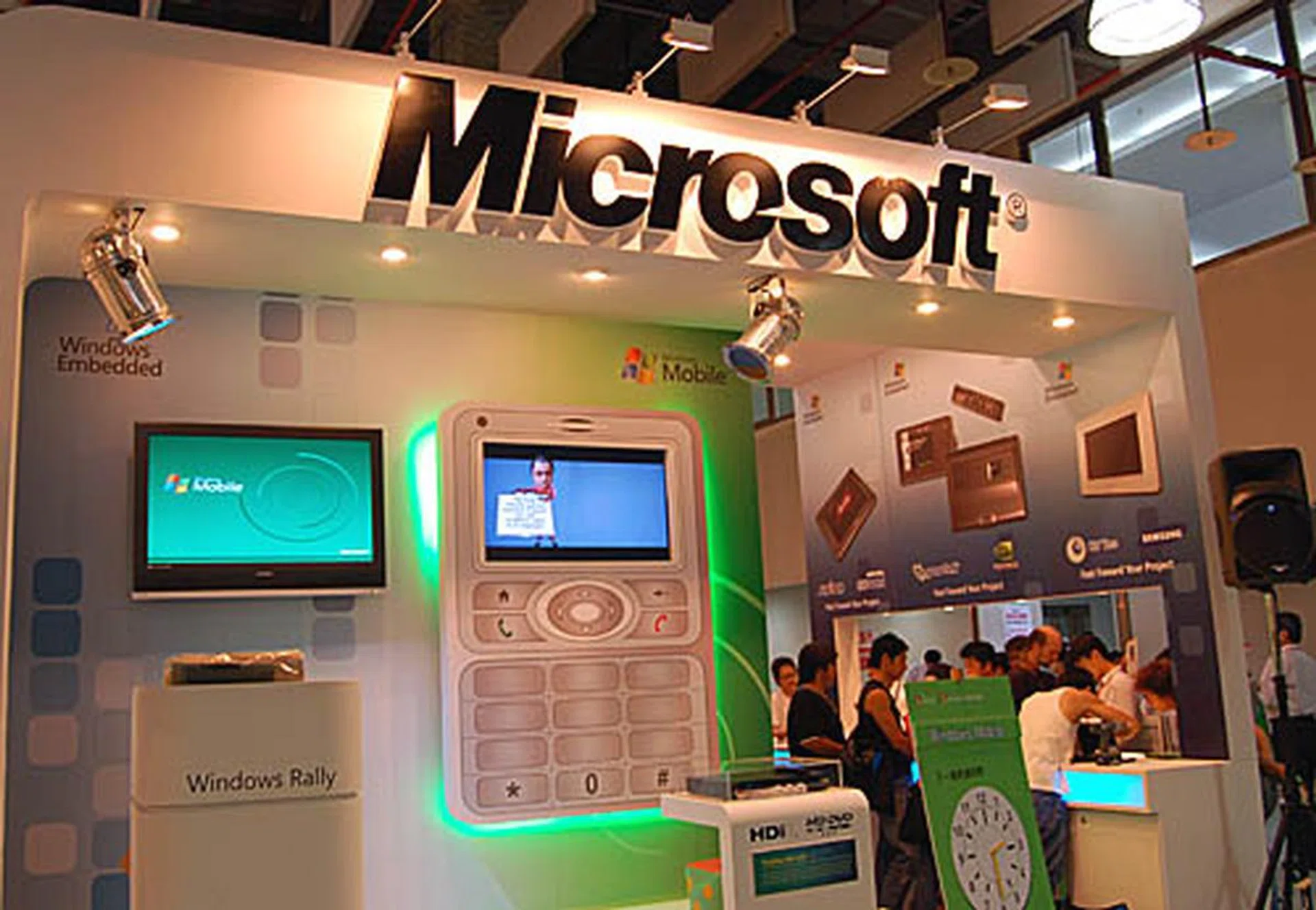  It was all about the mobile arena at this particular Microsoft's booth (there are a couple of Microsoft booths 'strategically' placed at various convention locations at Computex.  