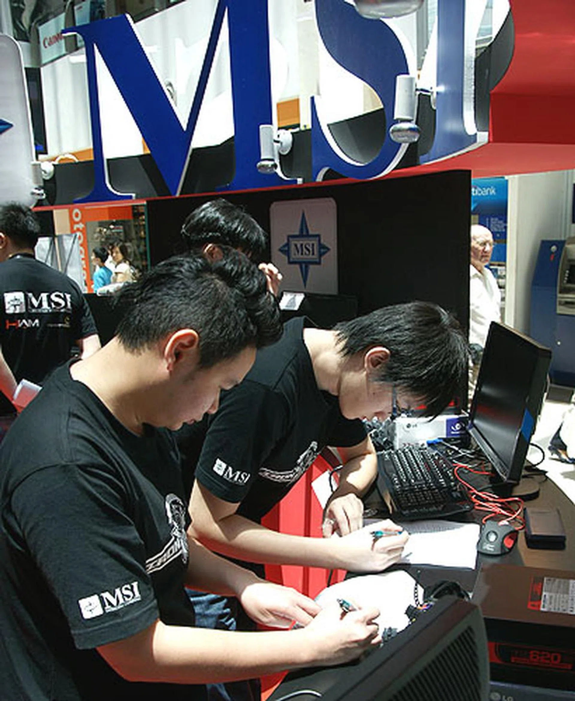  Before they collected their chosen components, the contestants are given time to decide which components to use. A list of PC components and their retail prices is issued to all contestants.  